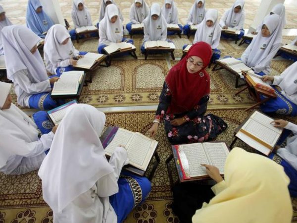 Pengajian Rutin Ibu-Ibu